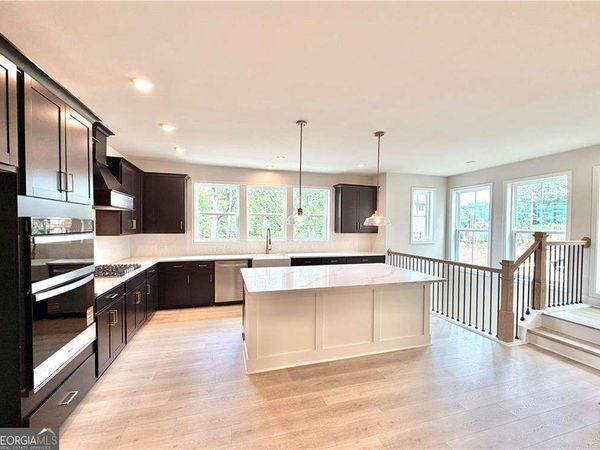 368 Sunset Hollow Street, Sugar Hill, GA 30518