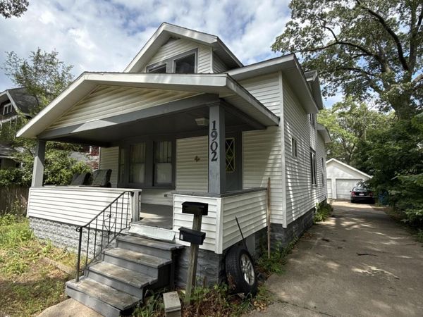 1902 Jefferson Street, Muskegon, MI 49441