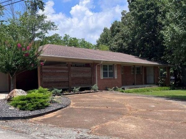 1503 N Thomasville Street, Pocahontas, AR 72455