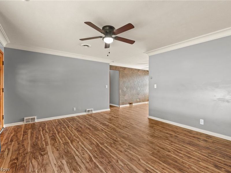 4579 Memphis Villas S, Brooklyn, OH 44144 Photo 11