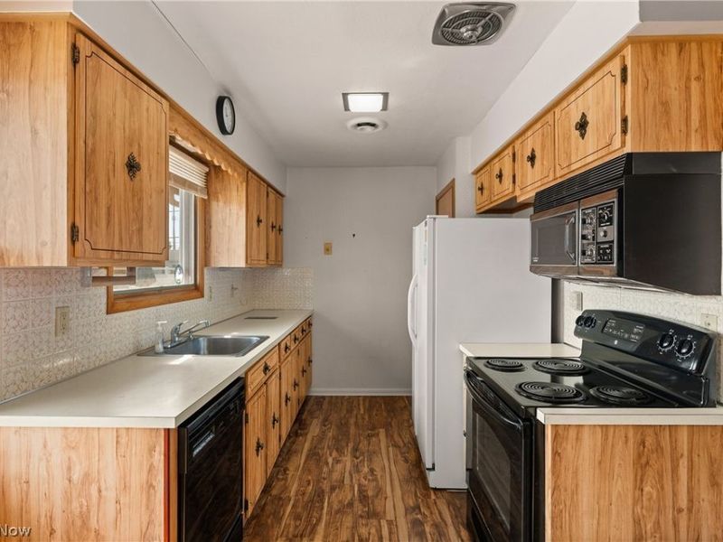 4579 Memphis Villas S, Brooklyn, OH 44144 Photo 19