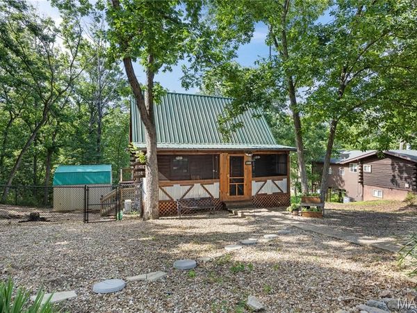 1886 Bittersweet Road , Lake Ozark, MO 65049