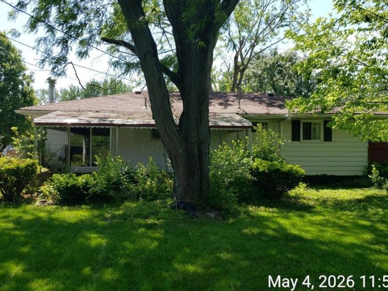 2081 Easthaven Drive, Columbus, OH 43232 Photo 3