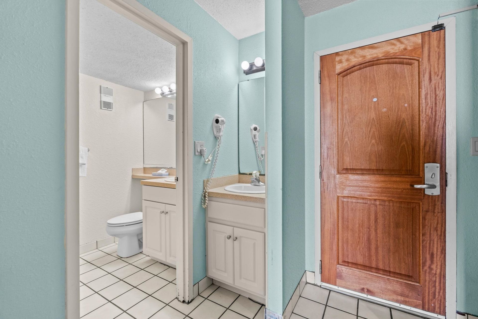 9550 Shore Dr. Photo 18
