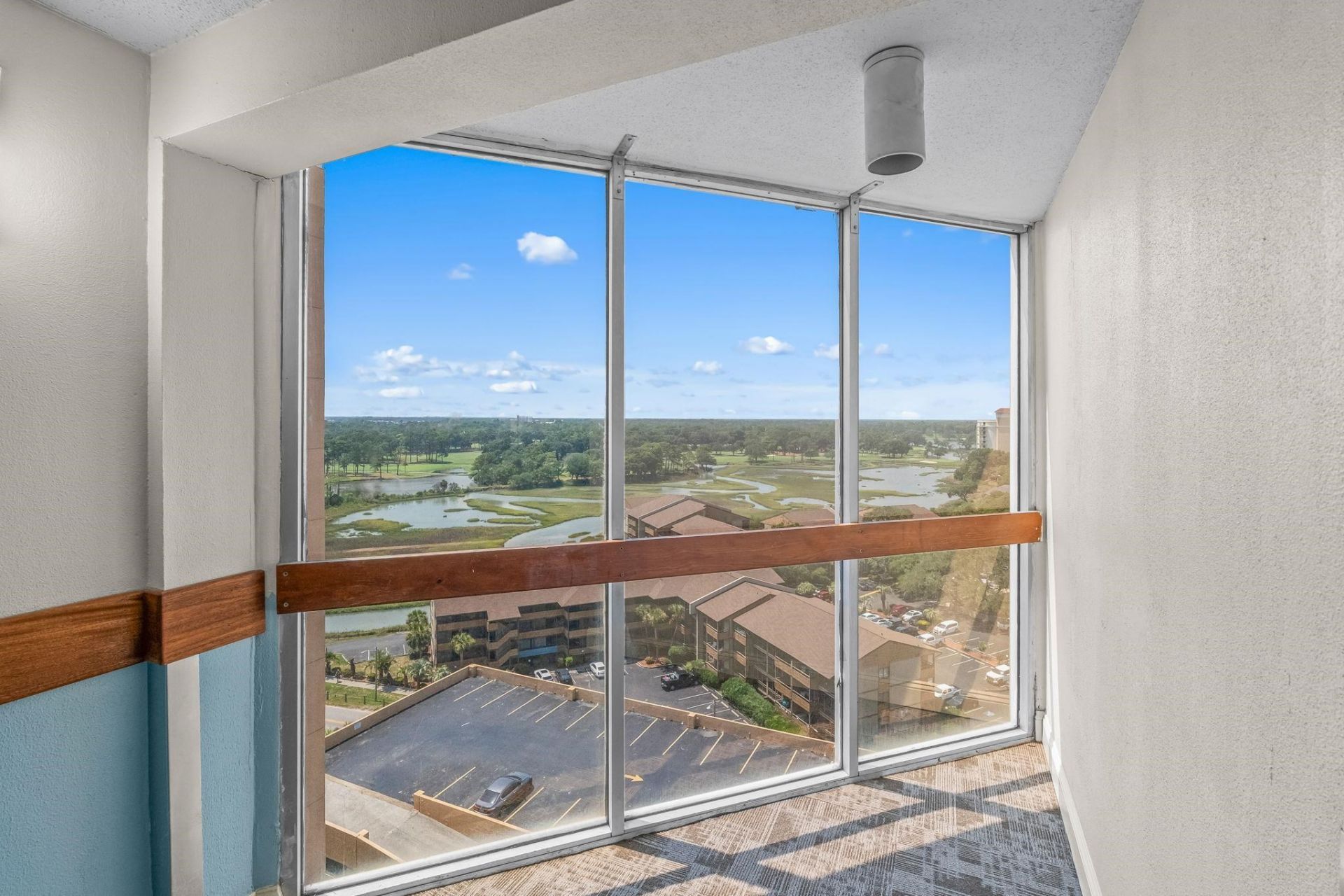 9550 Shore Dr. Photo 22