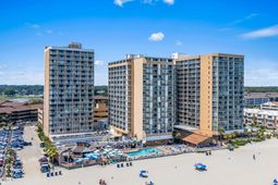 9550 Shore Dr. photo 4