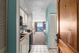9550 Shore Dr. photo 4