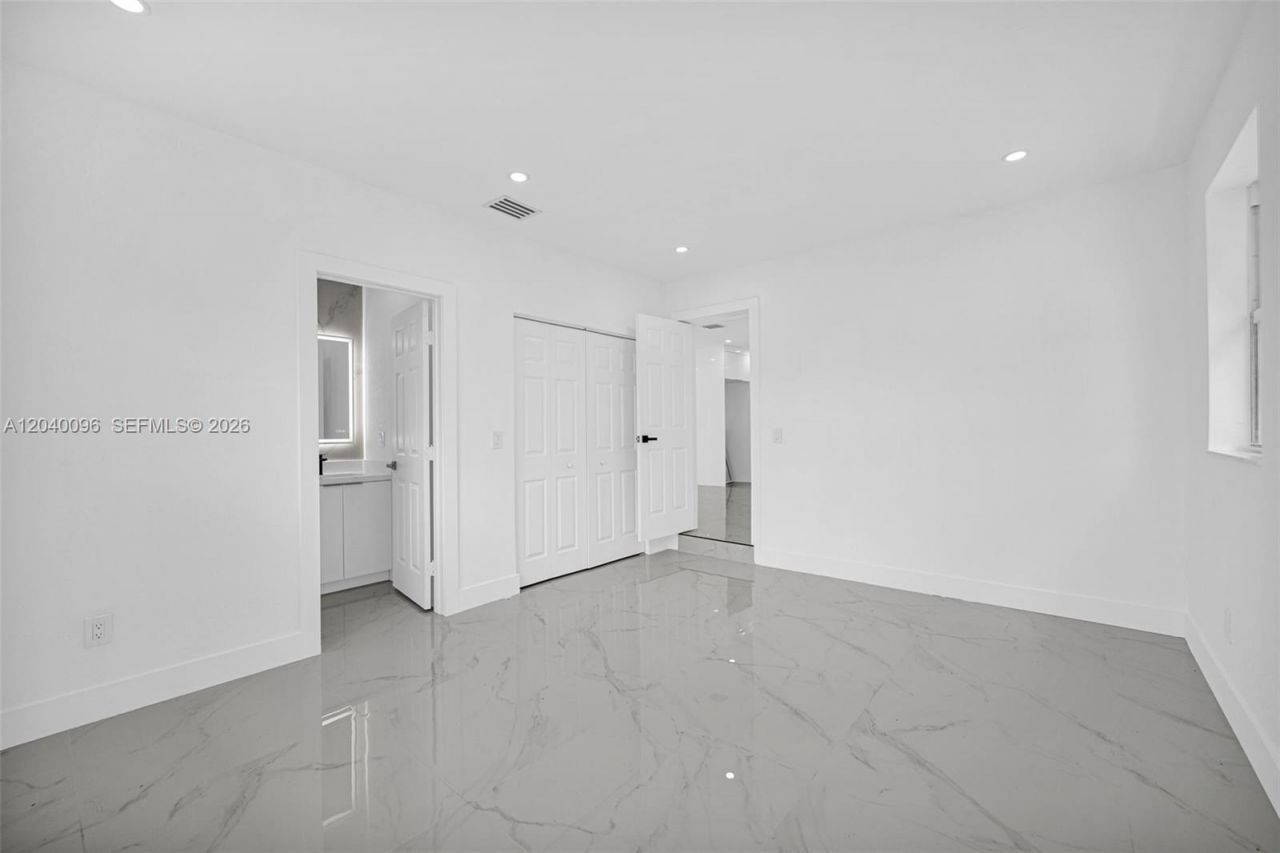 3320 NW 172nd Ter , Miami Gardens, FL 33056 Photo