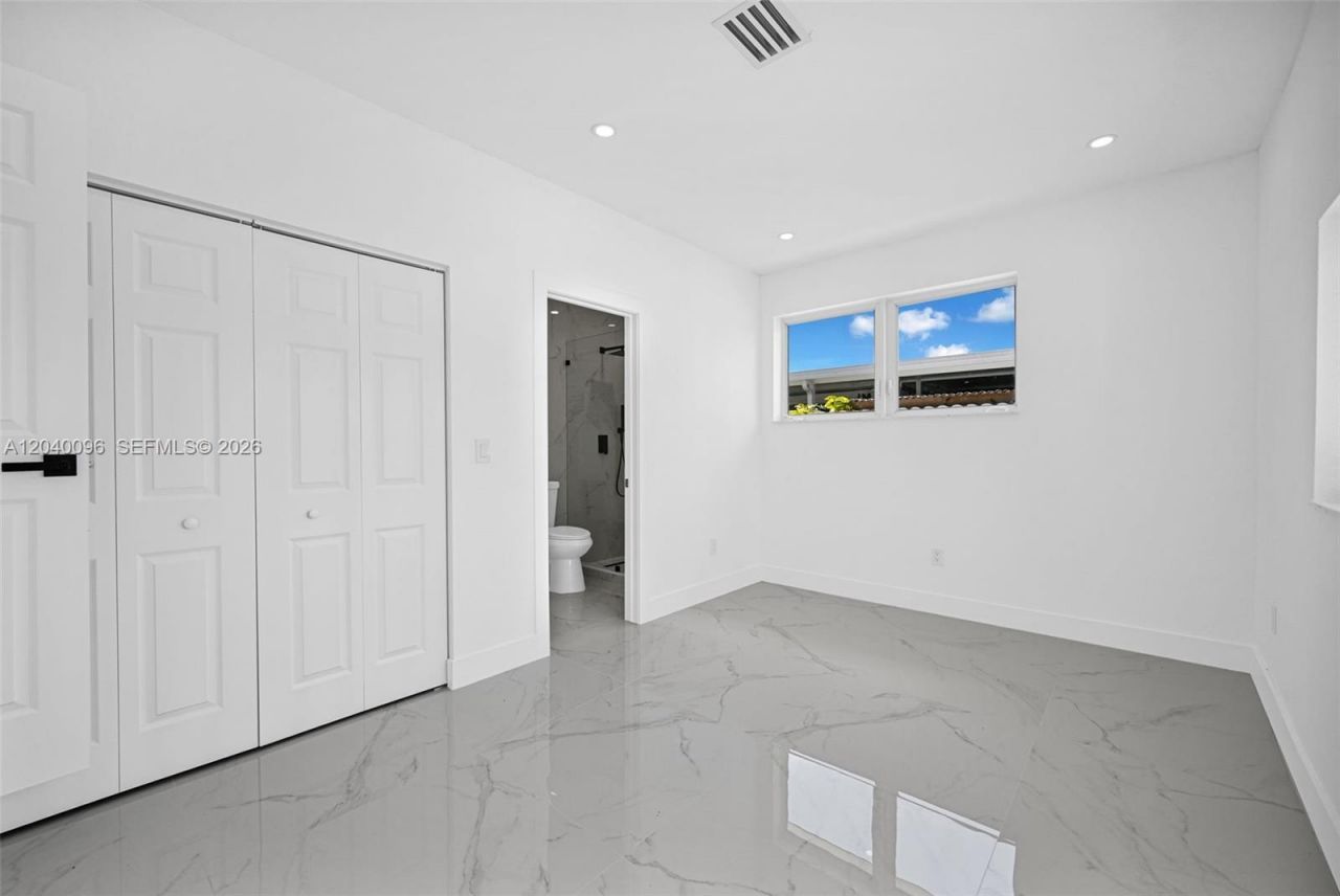 3320 NW 172nd Ter , Miami Gardens, FL 33056 Photo