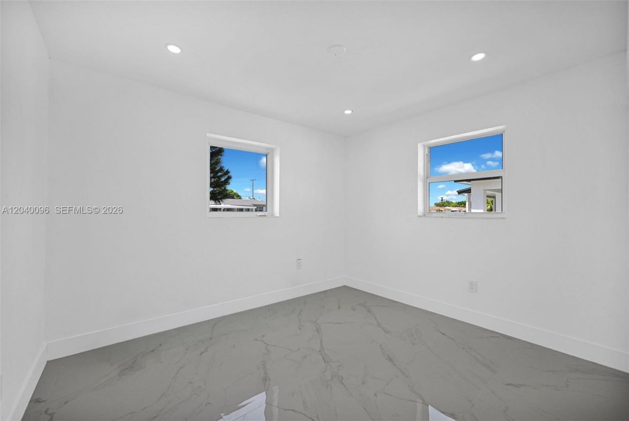 3320 NW 172nd Ter , Miami Gardens, FL 33056 Photo