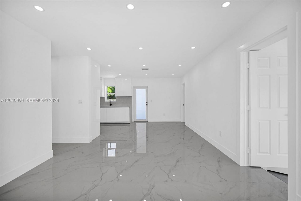 3320 NW 172nd Ter , Miami Gardens, FL 33056 Photo