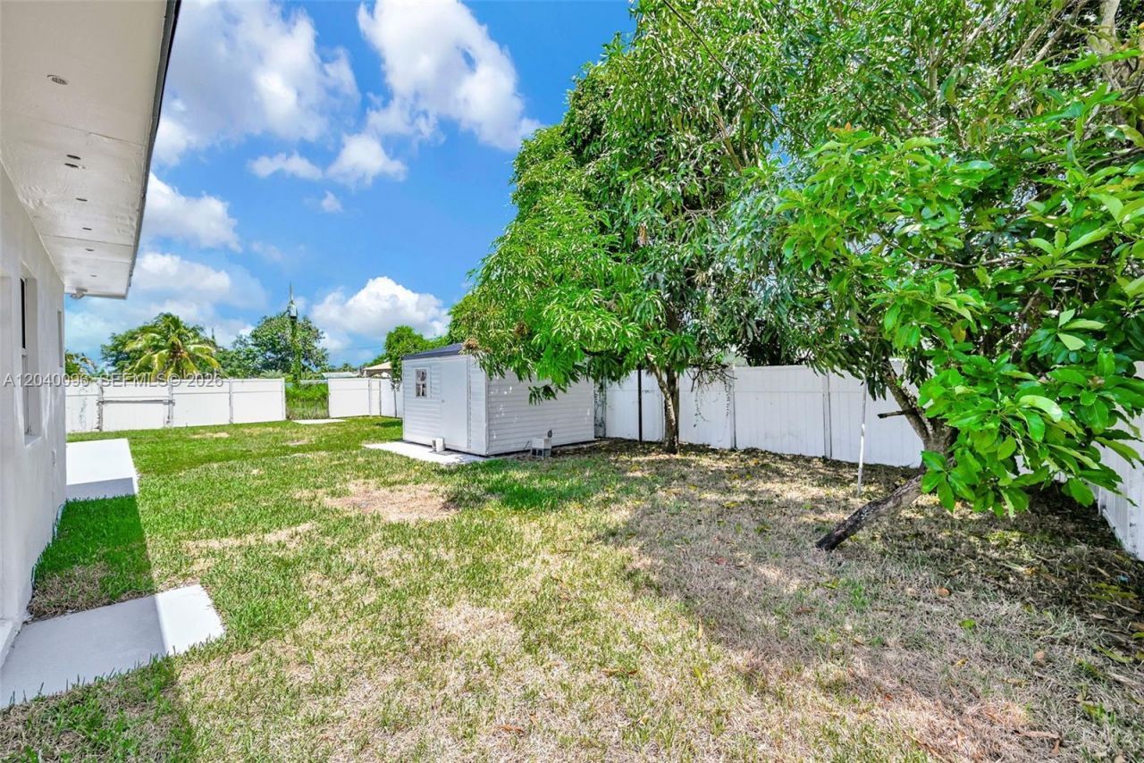3320 NW 172nd Ter , Miami Gardens, FL 33056 Photo