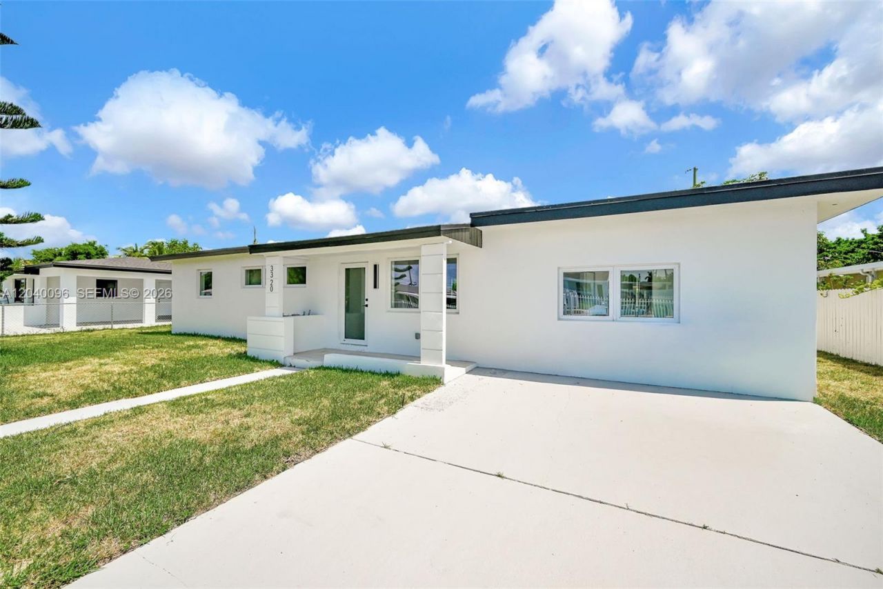 3320 NW 172nd Ter , Miami Gardens, FL 33056 Photo