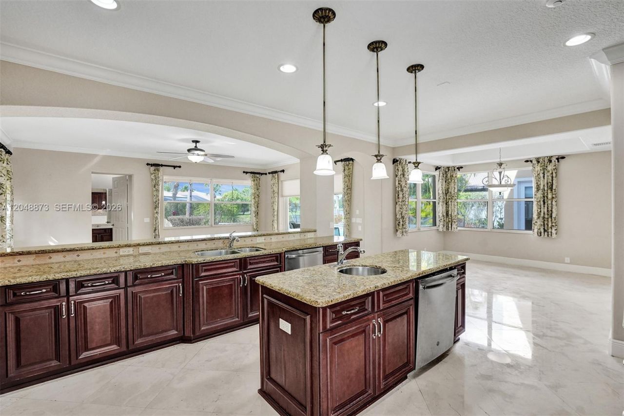 7607 NW 127th Mnr , Parkland, FL 33076 Photo