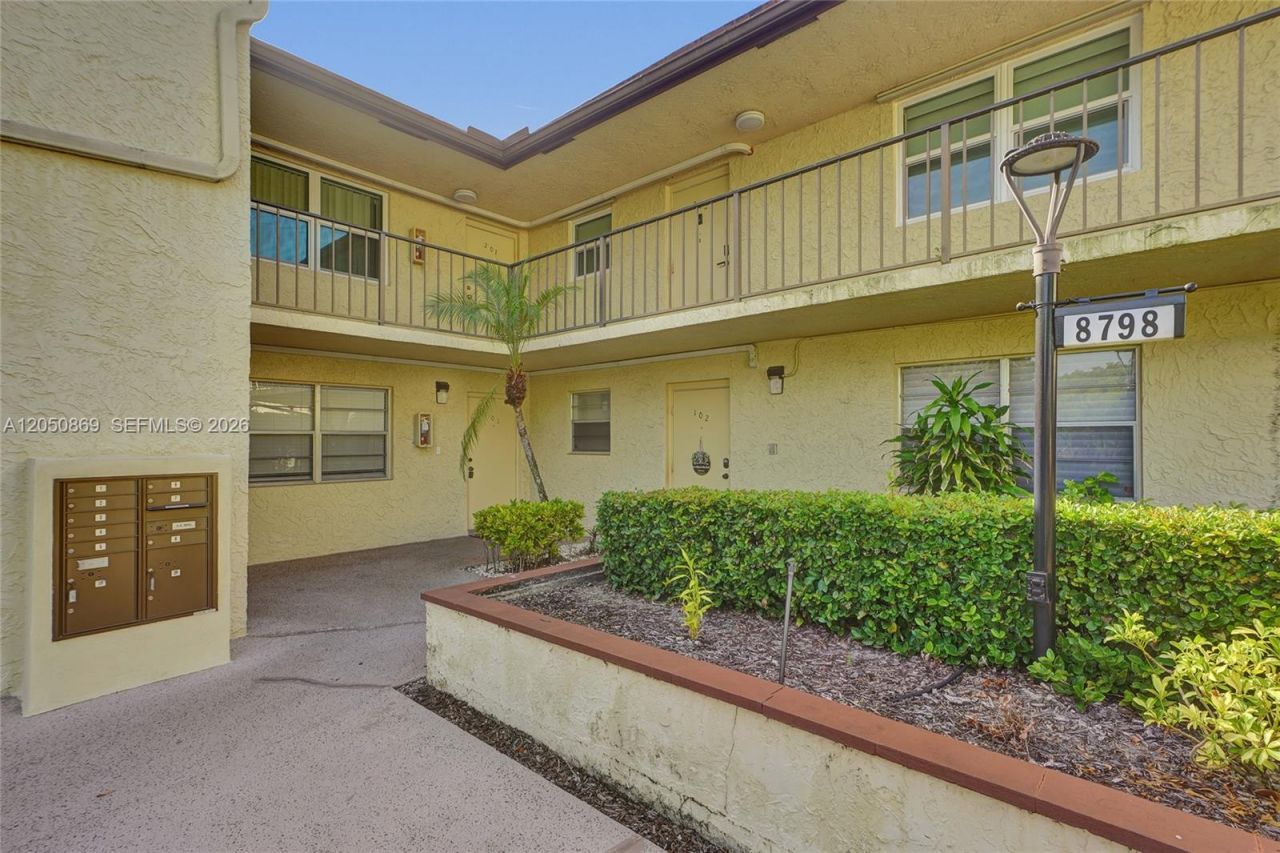 8798 Holly Ct, Unit 101, Tamarac, FL 33321 Photo