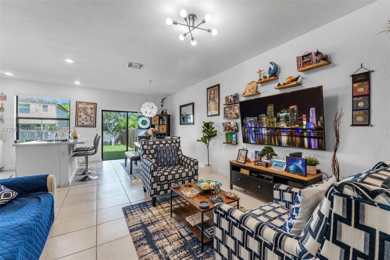 25328 SW 108th Ct, Homestead, FL 33032 Photo