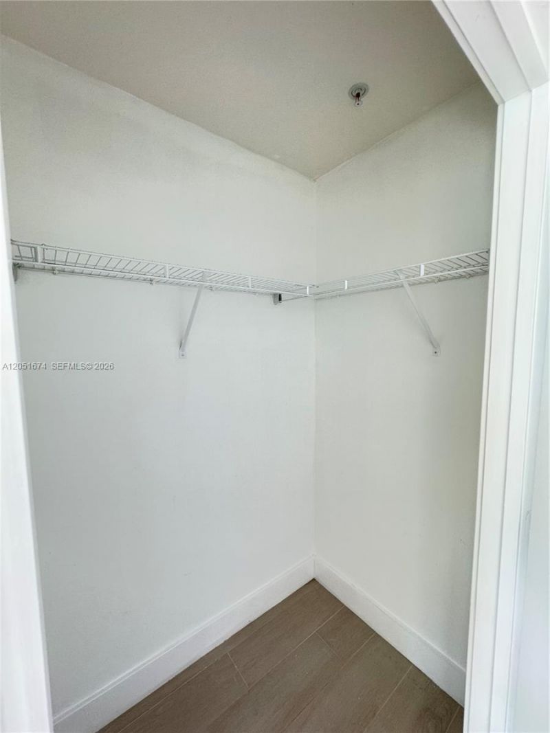 79 SW 12th St , Unit 1702-S, Miami, FL 33130 Photo
