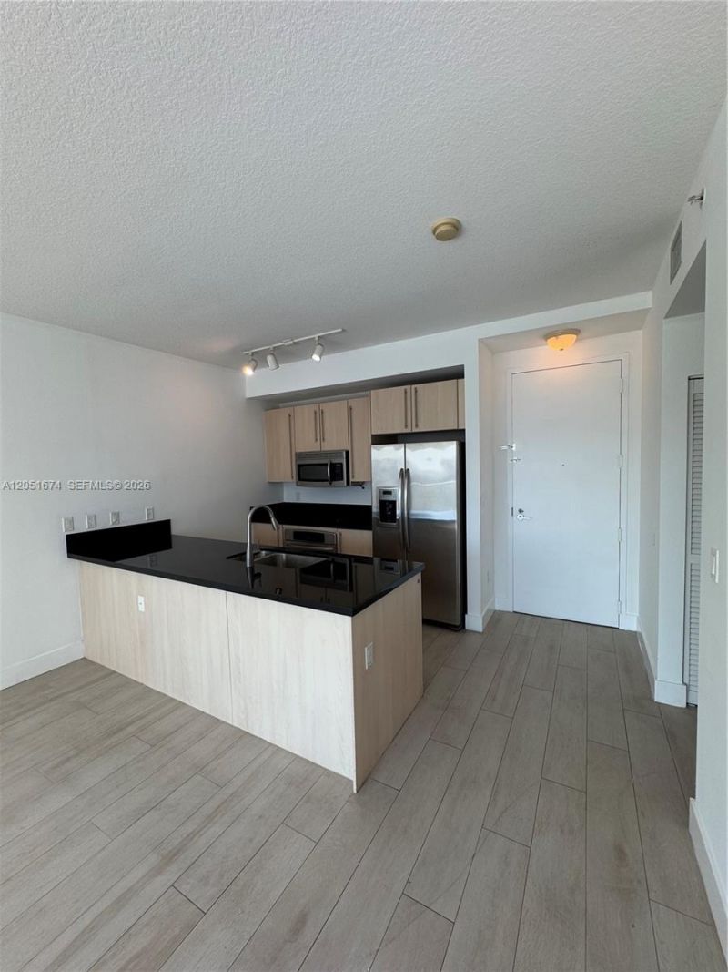 79 SW 12th St , Unit 1702-S, Miami, FL 33130 Photo