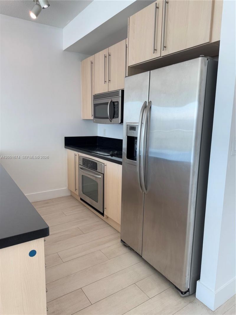 79 SW 12th St , Unit 1702-S, Miami, FL 33130 Photo