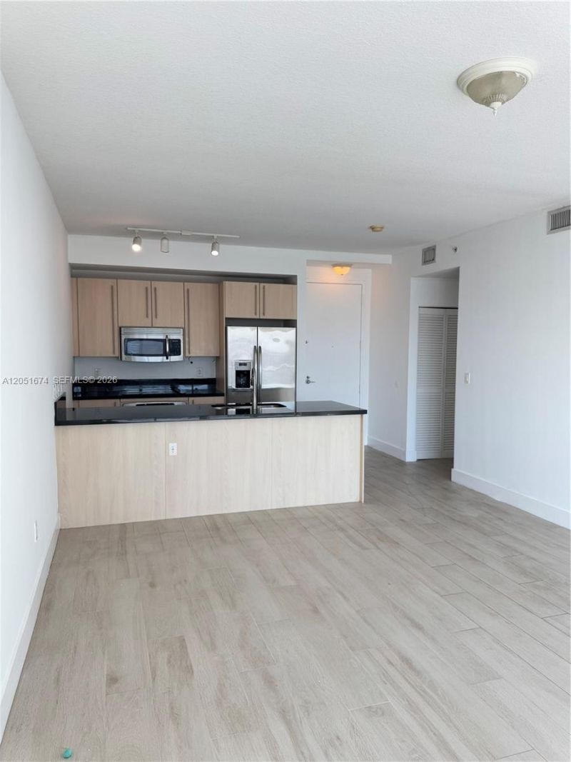 79 SW 12th St , Unit 1702-S, Miami, FL 33130 Photo