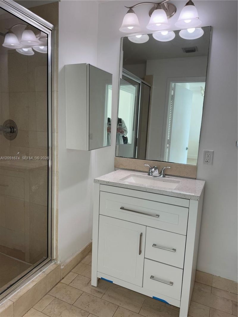 79 SW 12th St , Unit 1702-S, Miami, FL 33130 Photo