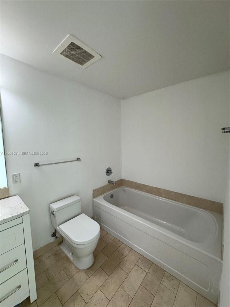 79 SW 12th St , Unit 1702-S, Miami, FL 33130 Photo