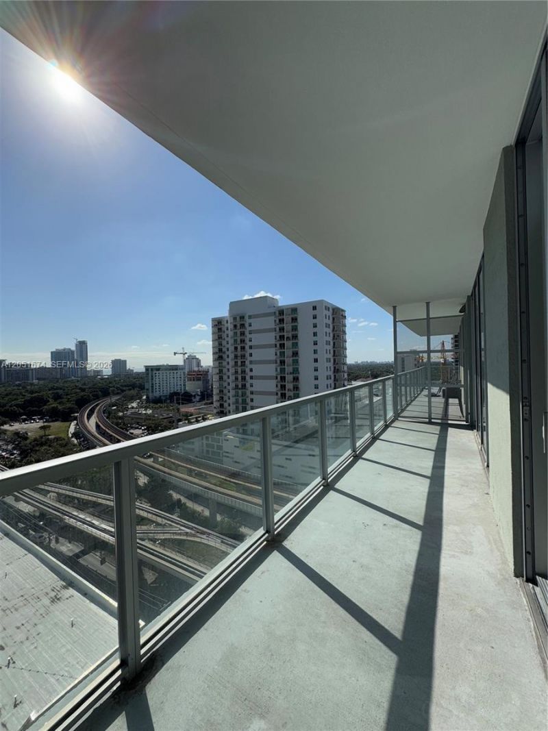 79 SW 12th St , Unit 1702-S, Miami, FL 33130 Photo
