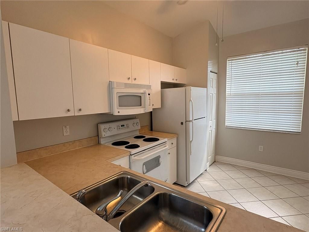 3636 Pine Oak Cir , Unit 108, Fort Myers, FL 33916 Photo