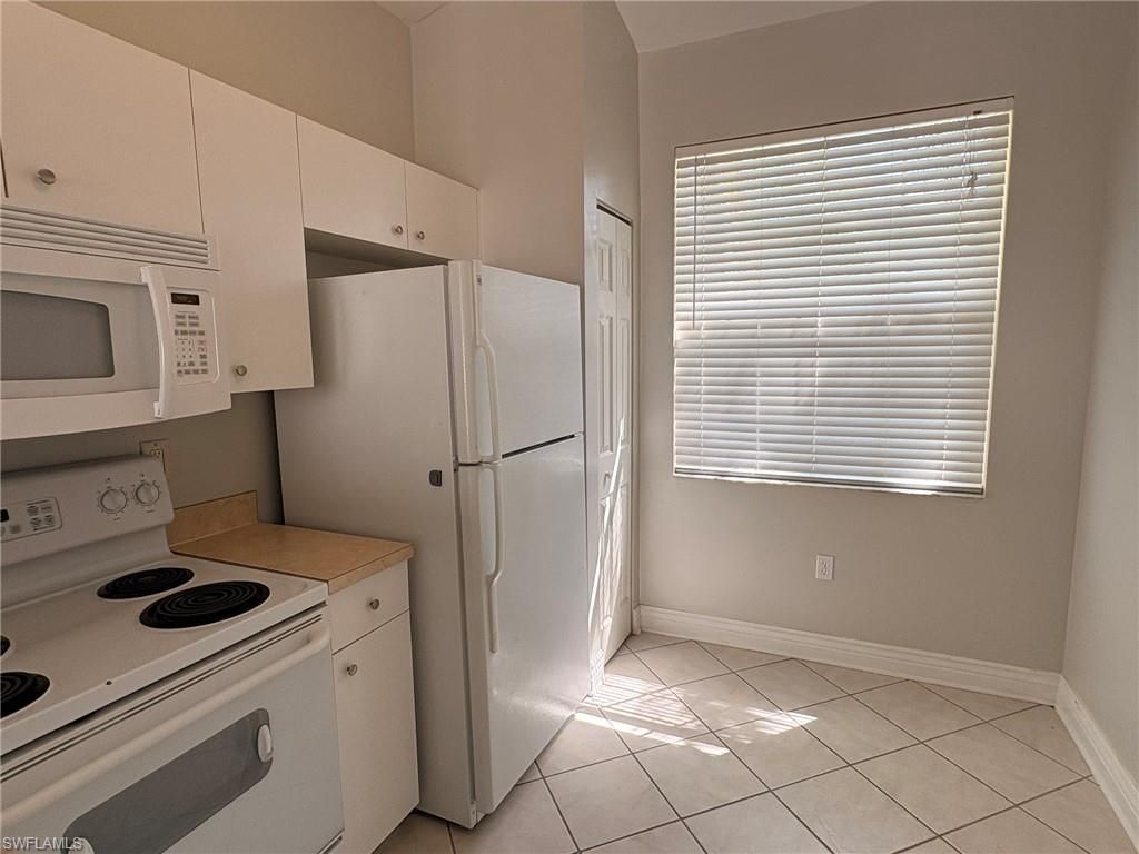 3636 Pine Oak Cir , Unit 108, Fort Myers, FL 33916 Photo