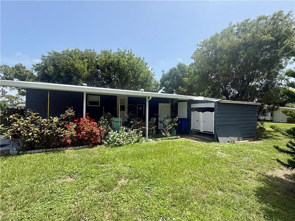 9735 Lake Fairways Blvd, North Fort Myers, FL 33903 Photo