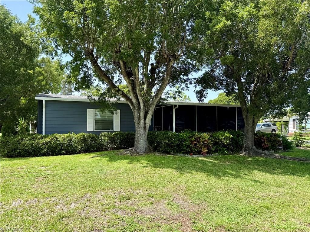 9735 Lake Fairways Blvd, North Fort Myers, FL 33903 Photo