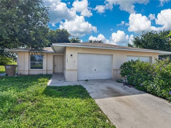 1133/1135 Gordon AVE S, LEHIGH ACRES, FL 33973