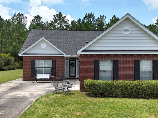 13920 Maddie Circle, D'Iberville, MS 39540