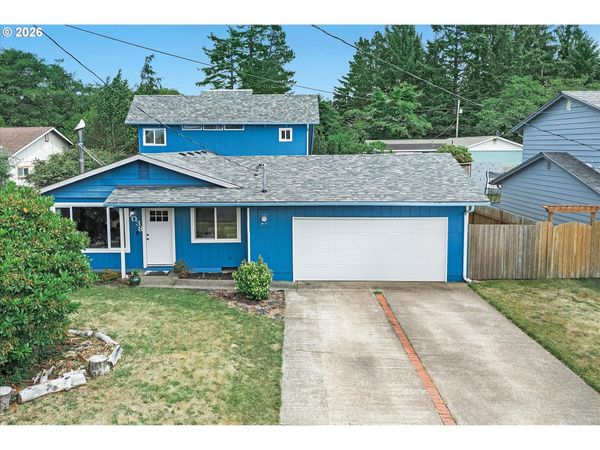 1038 NE FOGARTY ST, Newport, OR 97365