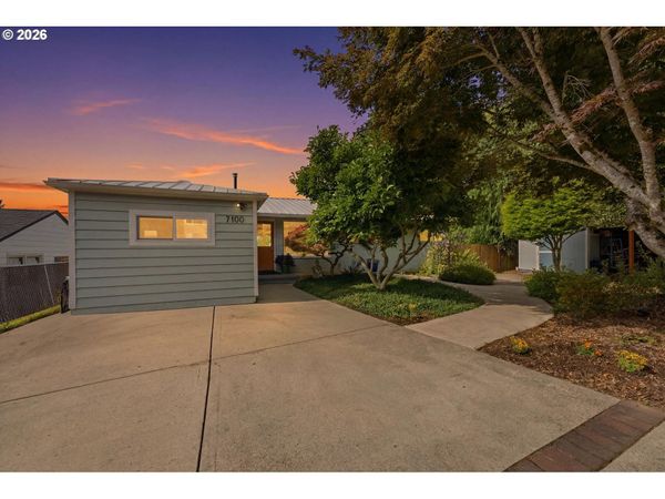 7100 SE HARRISON CT, Portland, OR 97215