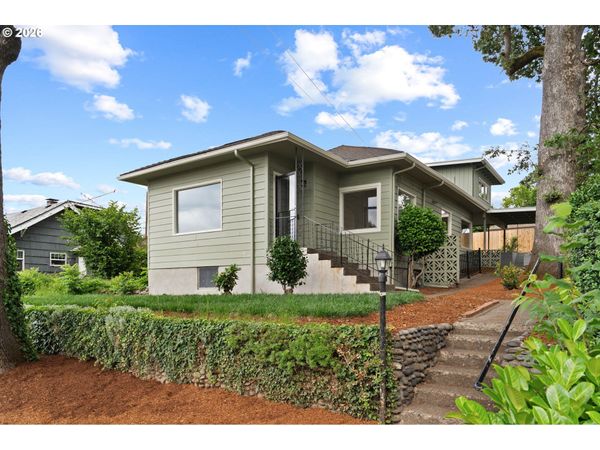 914 VAN BUREN ST, Oregon City, OR 97045