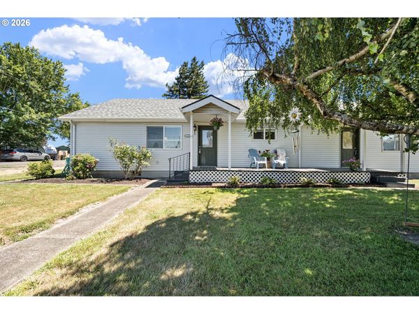 112 E 2ND ST, Halsey, OR 97348