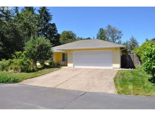 87624 TREK DR, Veneta, OR 97487