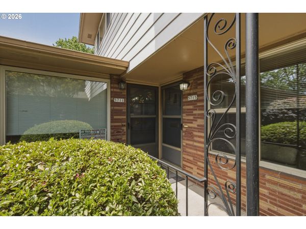 5707 SE DIVISION SE ST, Portland, OR 97206