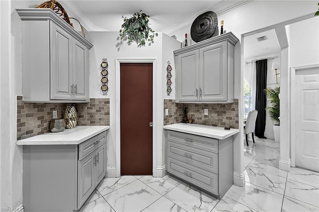 1030 21st St Sw, Naples, FL 34117 Photo