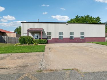 206 SE Railroad Street, Fort Gibson, OK 74434
