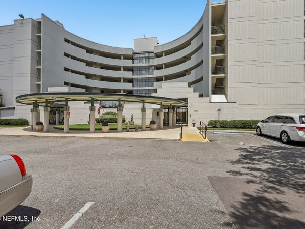 1071 EDGEWOOD Avenue S, Unit 105, Jacksonville, FL 32205