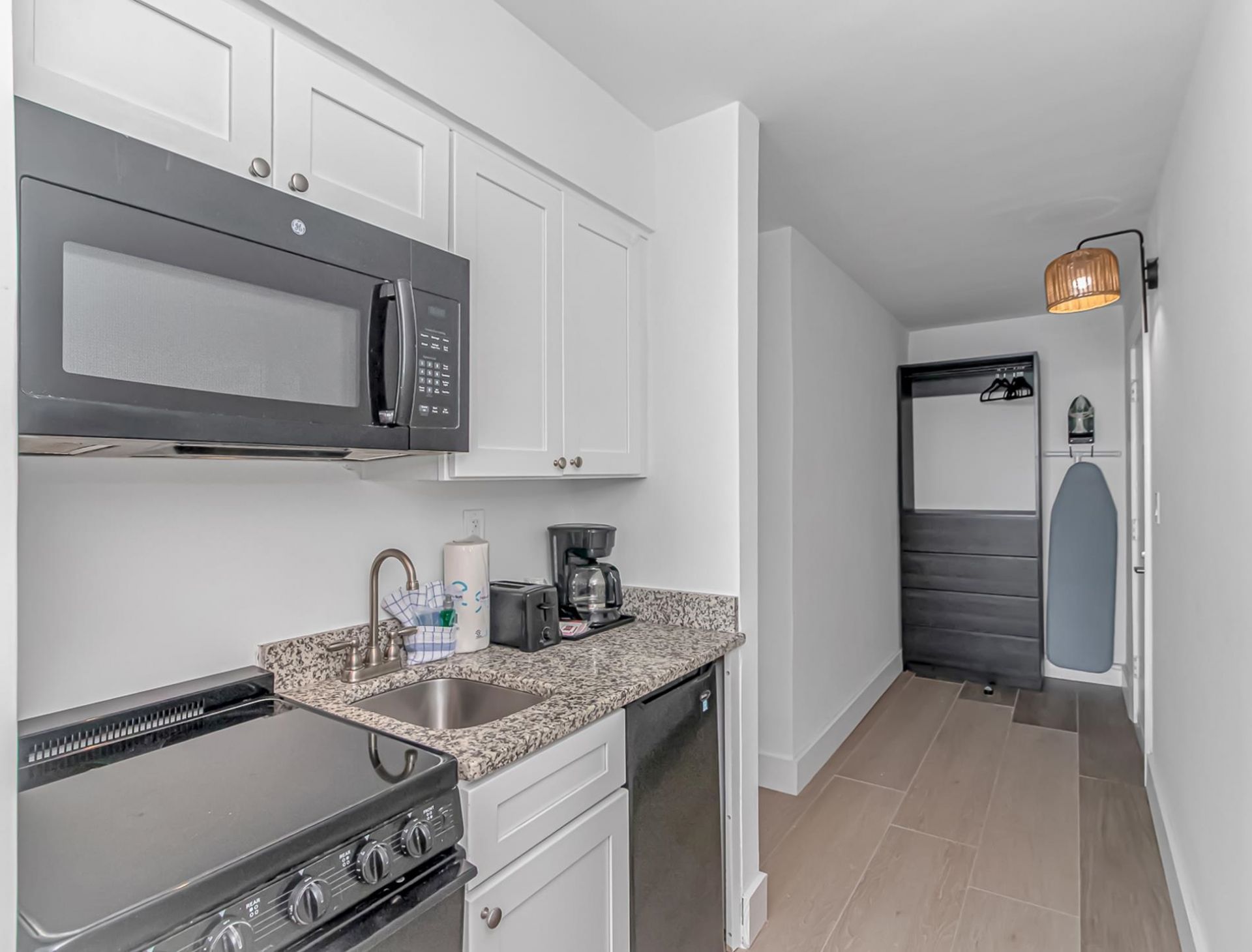 2209 S Ocean Blvd.  Photo 9