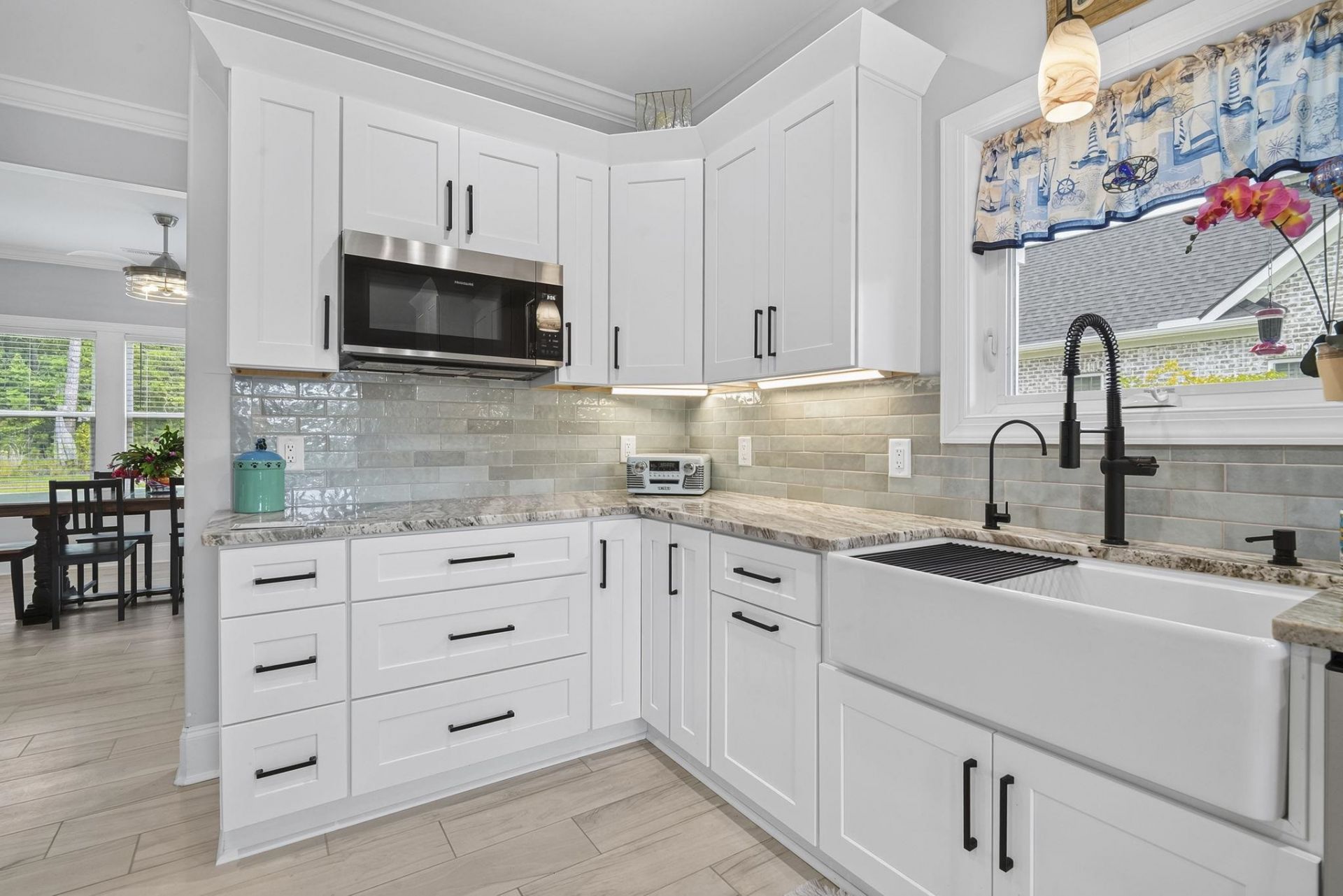 161 Henry Middleton Blvd. Photo 11