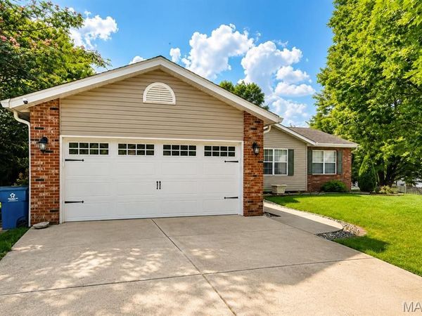 2 Arbor Springs, Troy, IL 62294