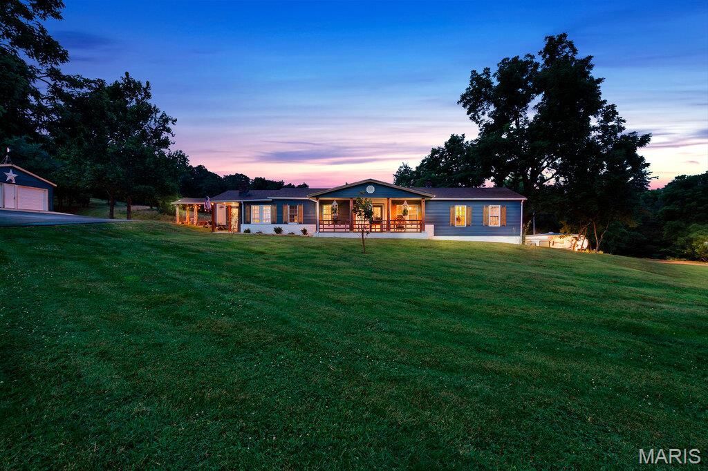 12272 Hyfield Road , De Soto, MO 63020 Main Photo