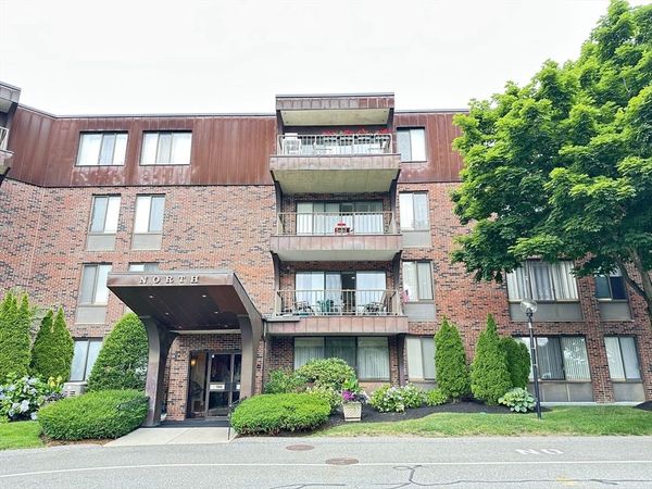 1006 Paradise Rd, Unit 4PN, Swampscott, MA 01907