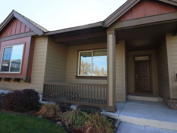 540 NW 28th Street, Redmond, OR 97756