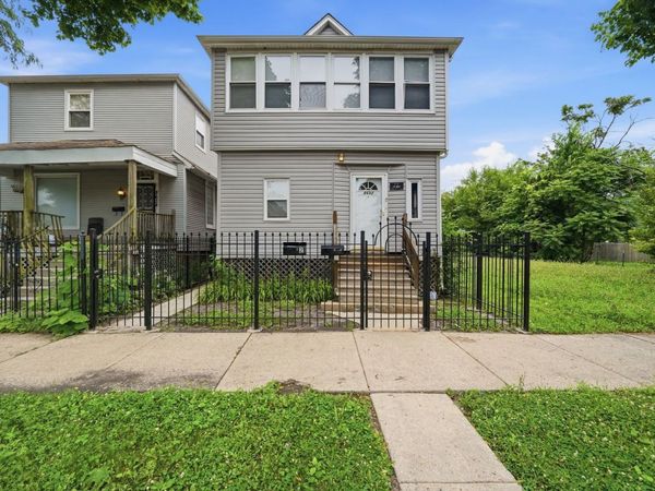 8632 S Sangamon Street , Chicago, IL 60620