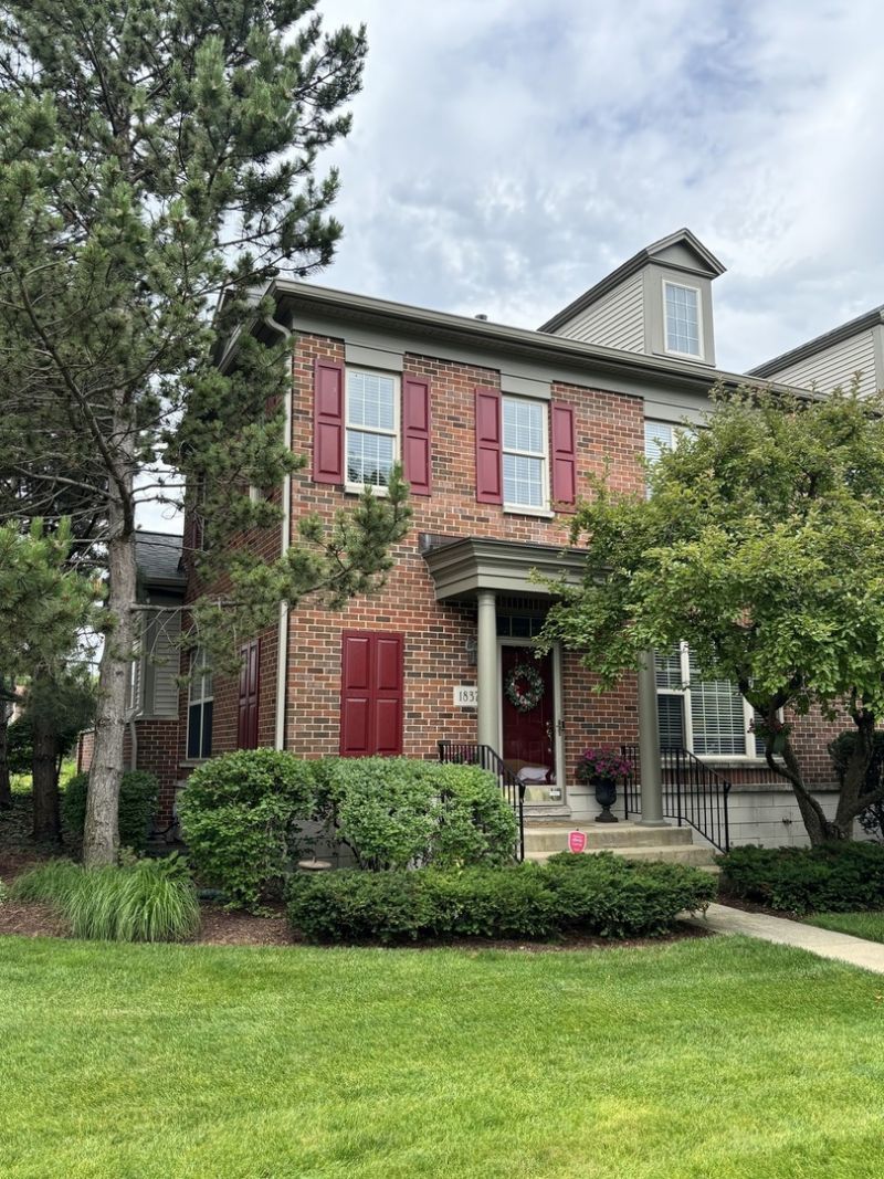 1837 Westleigh Drive, Glenview, IL 60025
